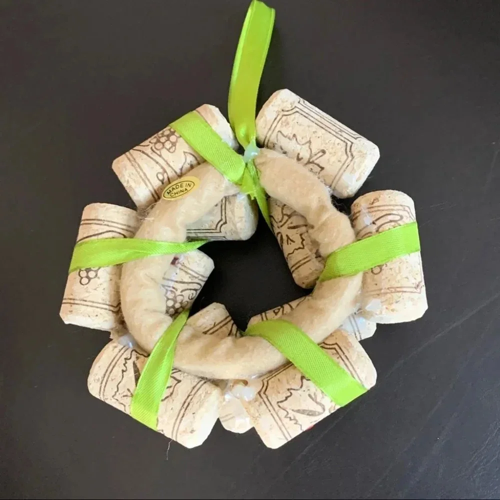 Holiday Christmas Wine Cork Decoration Wreath